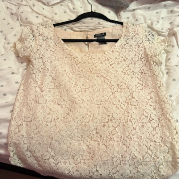 Aritzia: Cream lace blouse - Picture 1 of 2